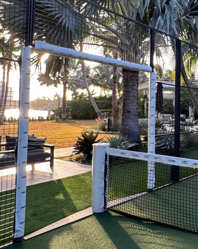 Padel court protection cover detail